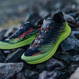 NWOT Lowa Trail running Shoes eu40